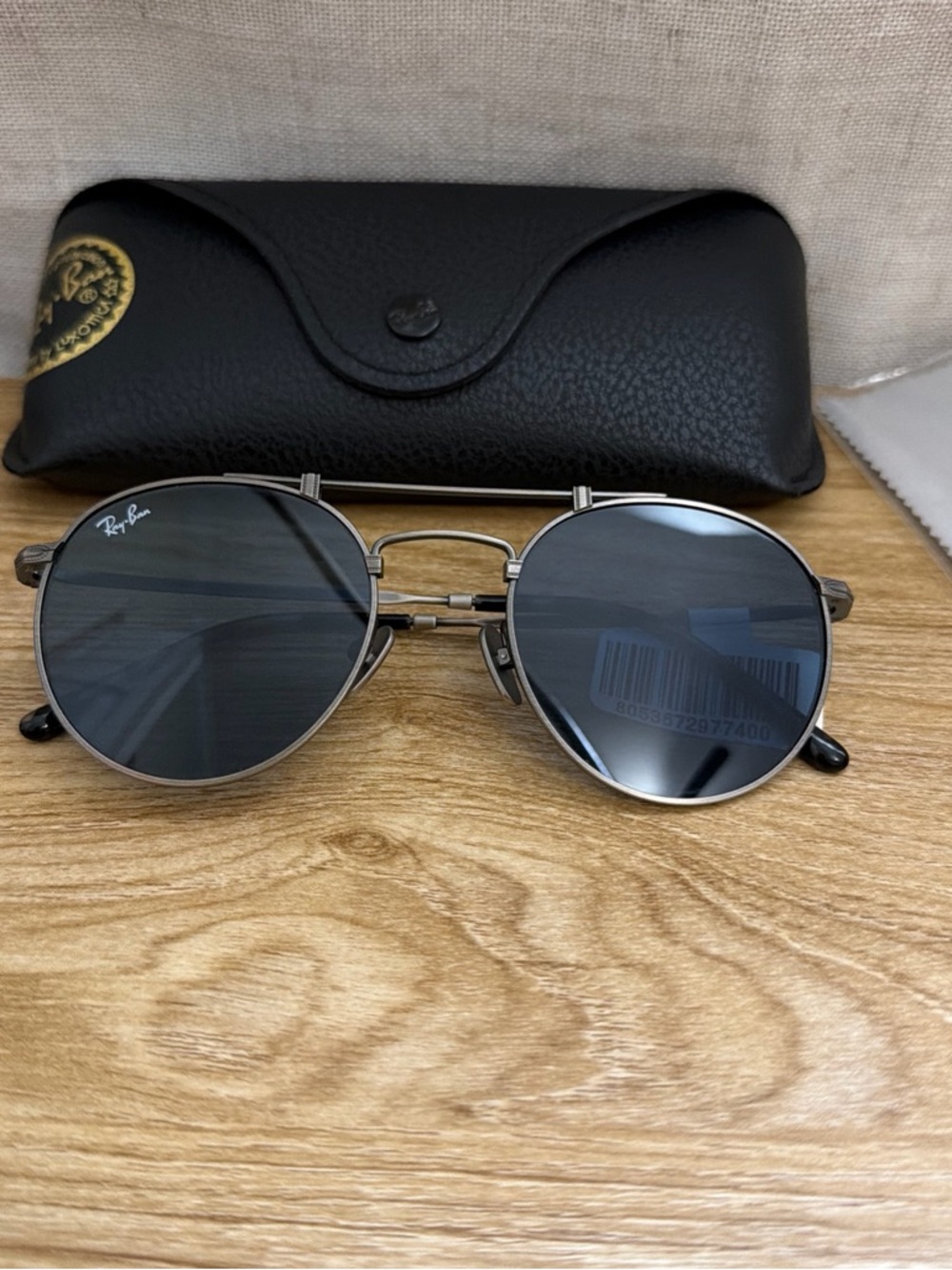 New RAY-BAN Round Titanium Polarized Sunglasses - RB8247 S 50/20Blue Lenses .